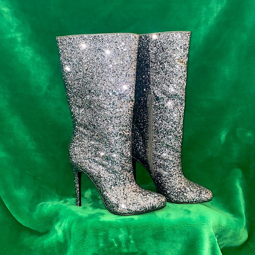Grey/Silver glitter heeled boots. Size 8.5